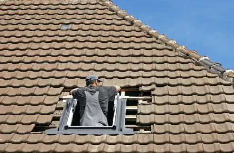 Pose de velux - Laissac-Sévérac l'Église